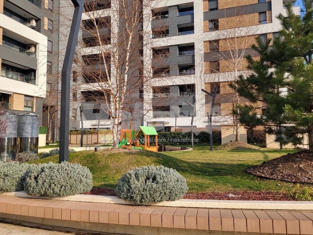 Wellport luksuzan stan 100m2 — 15