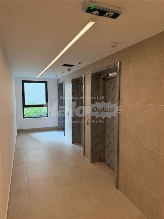 Wellport 4soban stan - bez agencije — 2