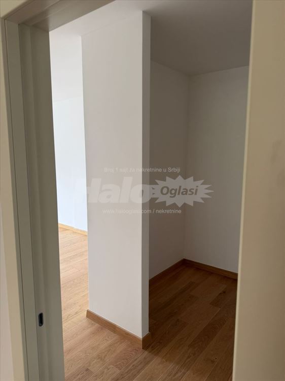 Wellport 4soban stan - bez agencije — 13