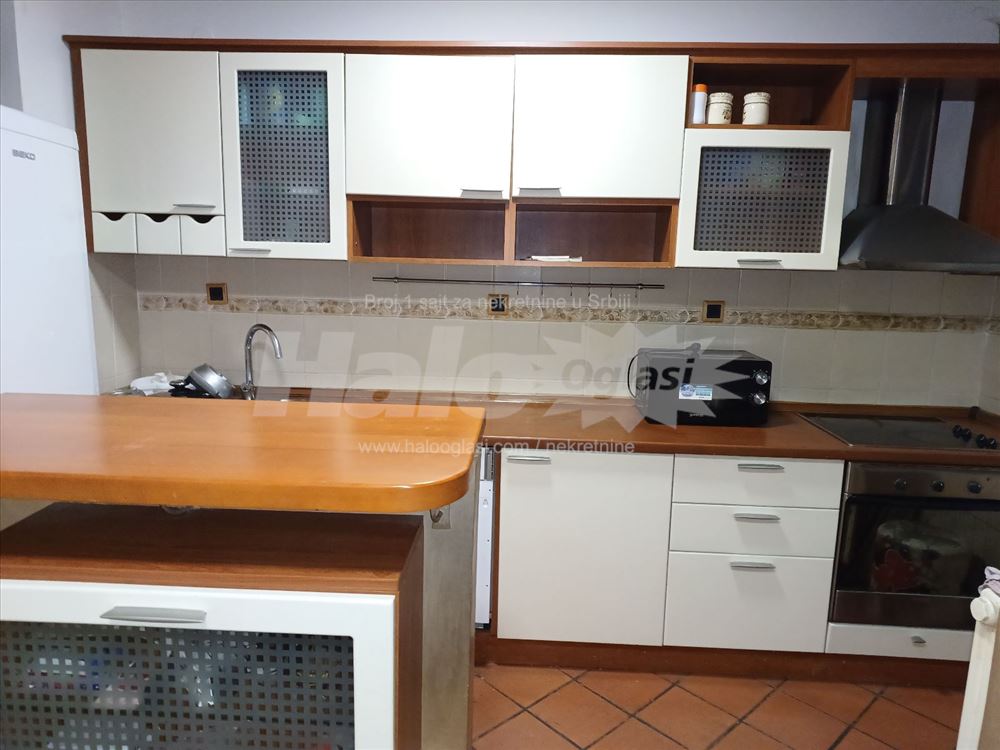 YUBC 3.0 100+50m² namešten + letnji prostor — 12