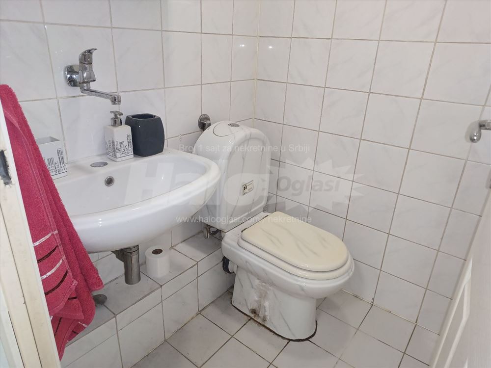 YUBC 3.0 100+50m² namešten + letnji prostor — 15