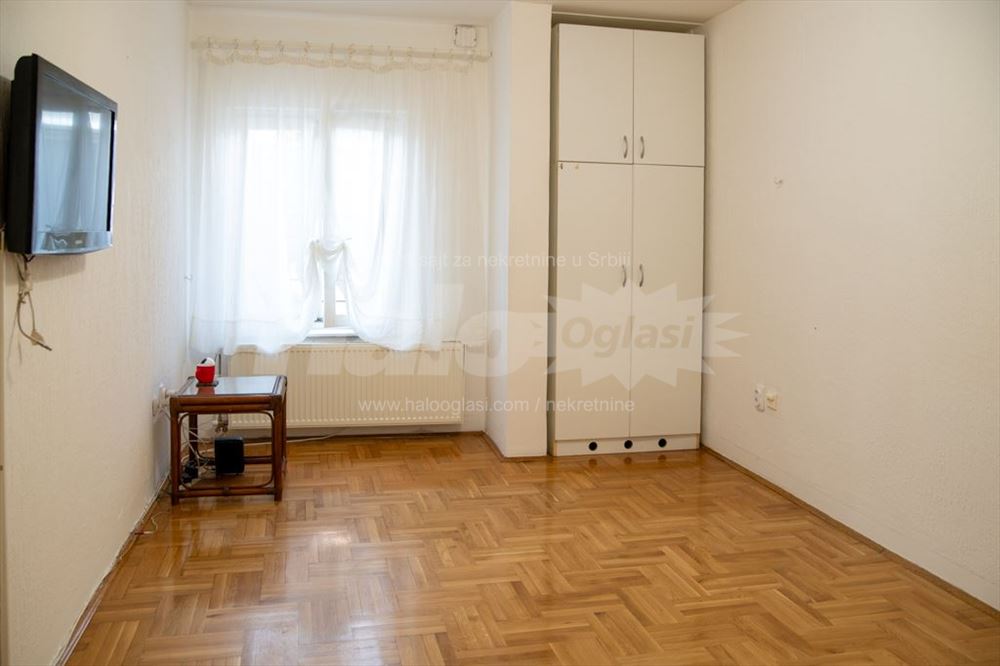 Za agenciju, bauty salon, kancelariju... — 4