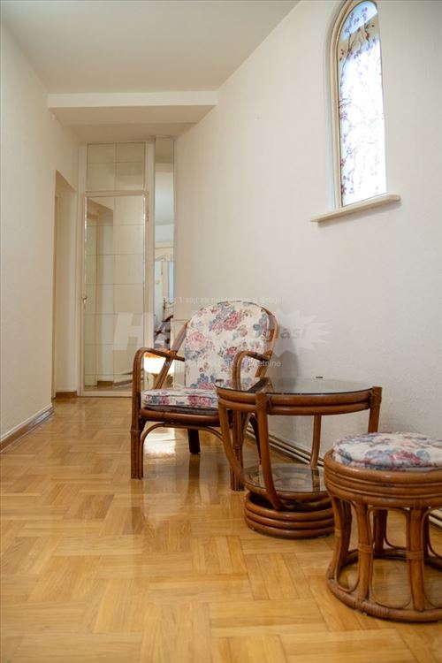Za agenciju, bauty salon, kancelariju... — 6