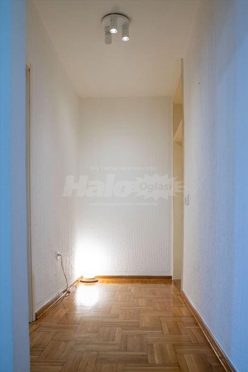 Za agenciju, bauty salon, kancelariju... — 10