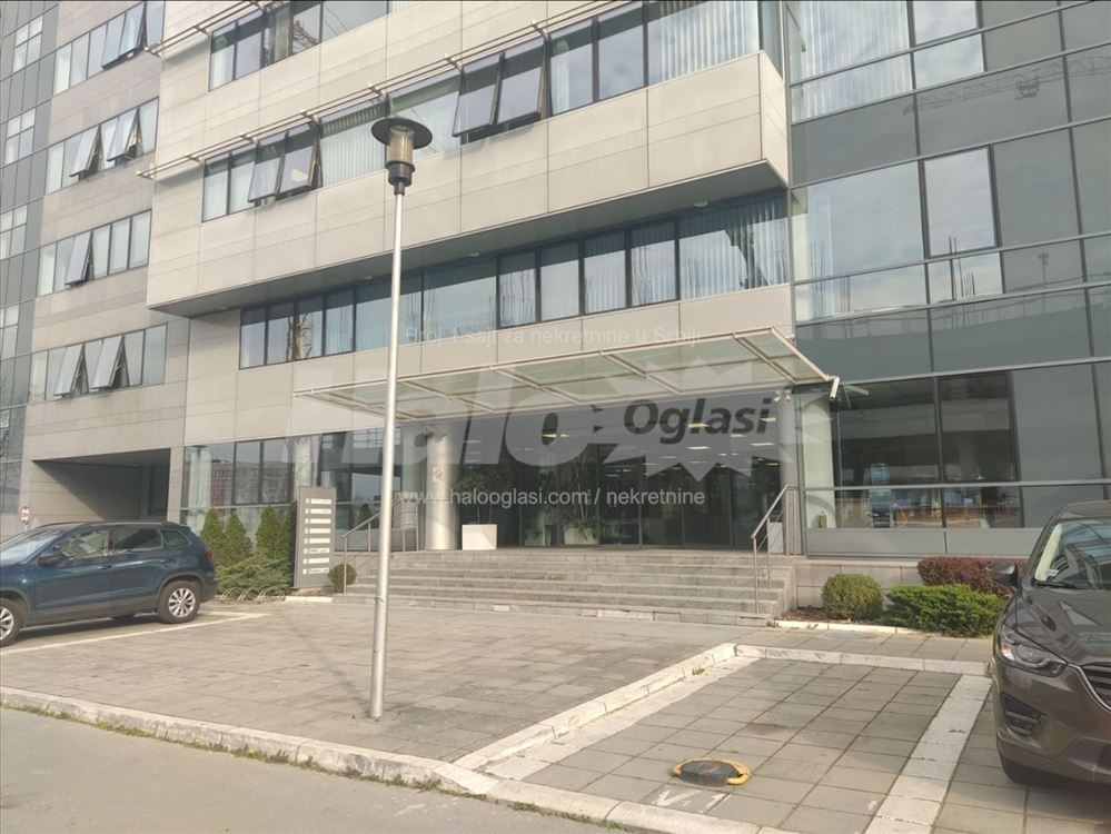 Zakup opremljenih radnih mesta - NBG - Flexi — 5