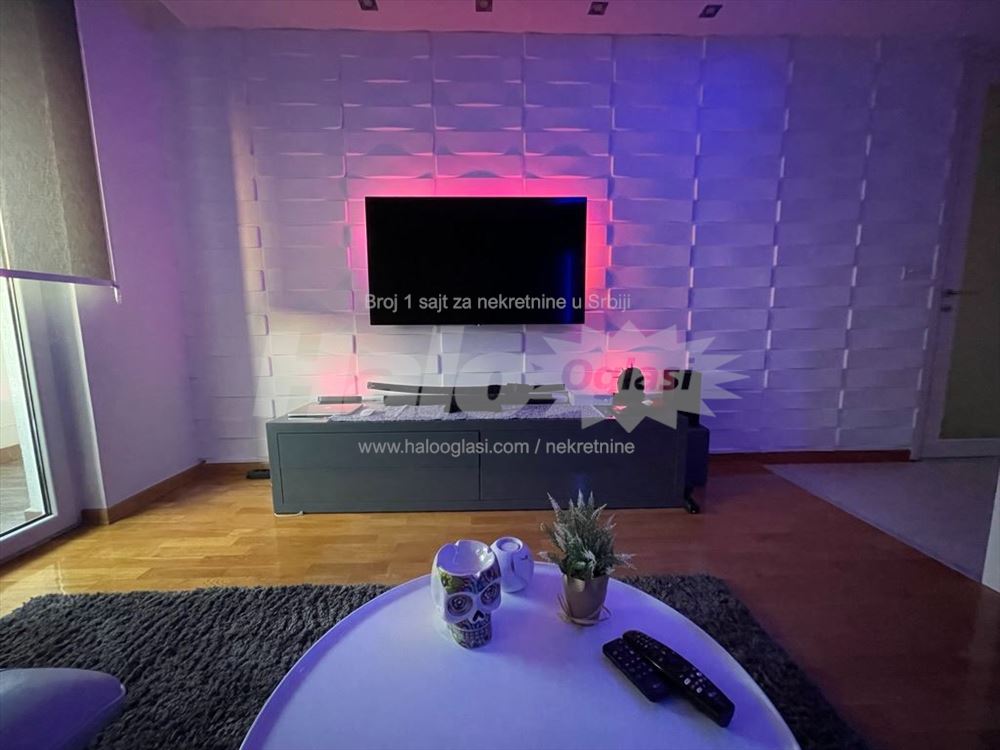 Zanimljiv i komforan stan u Belvilu 71m2 — 2