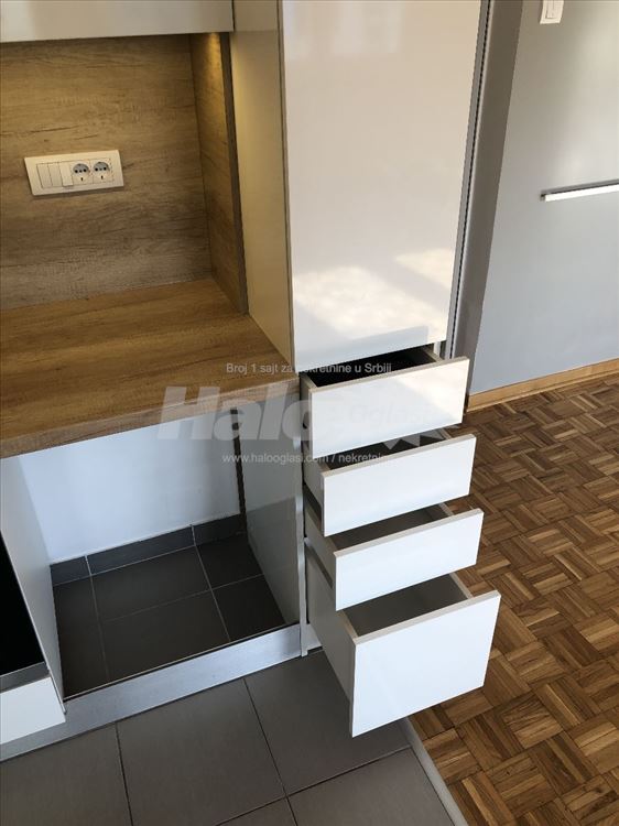 Žarkovo, 37m2,1.0, polunamešten /kuhinja+plakari/ — 7