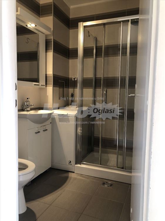 Žarkovo, 37m2,1.0, polunamešten /kuhinja+plakari/ — 12