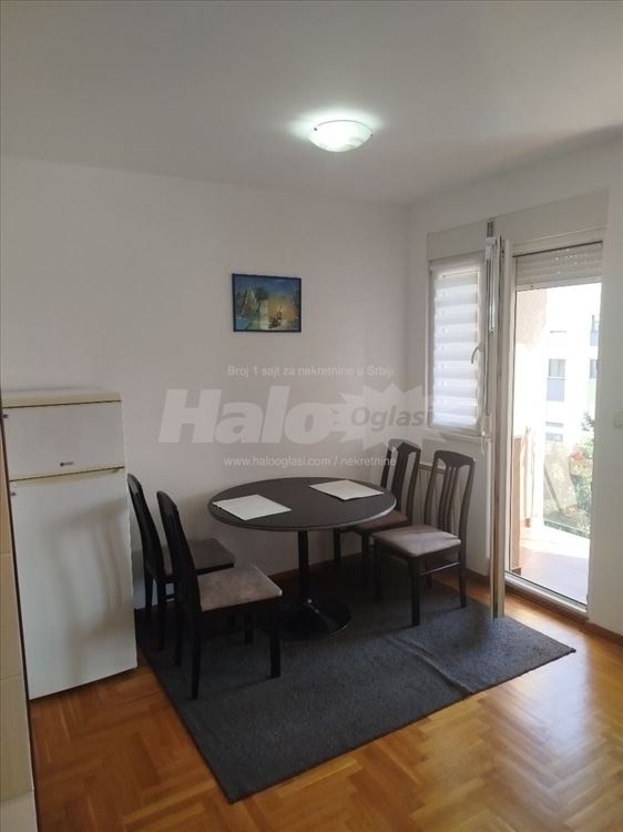 Zemun,1,5stan ,42m2,gornji grad, Crnogorska — 9