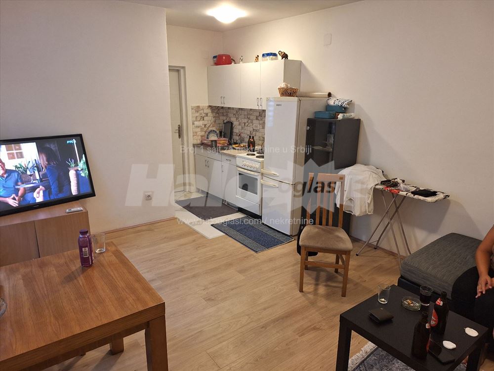 Zemun 1.5 soban 30m2 novo — 2
