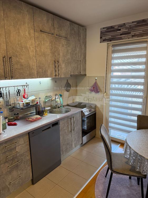 Zemun, 45m2, lep i moderan, parking — 6