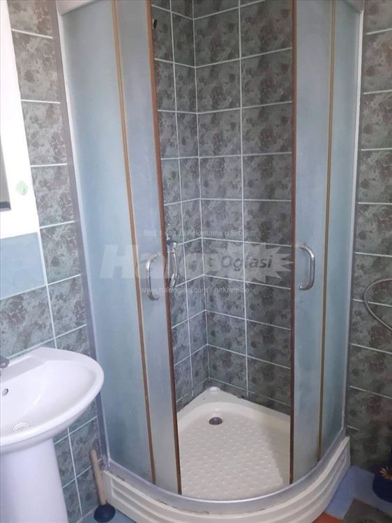 Zemun, Altina, garsonjera — 7