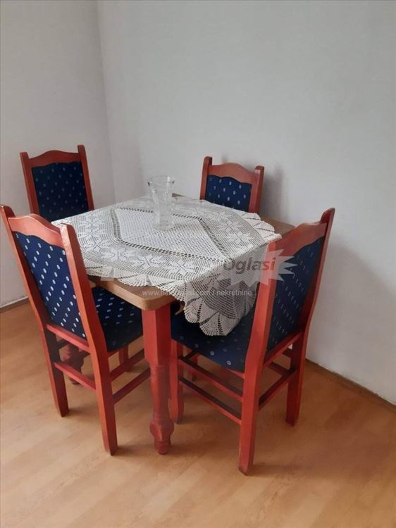 Zemun, Altina, garsonjera — 11