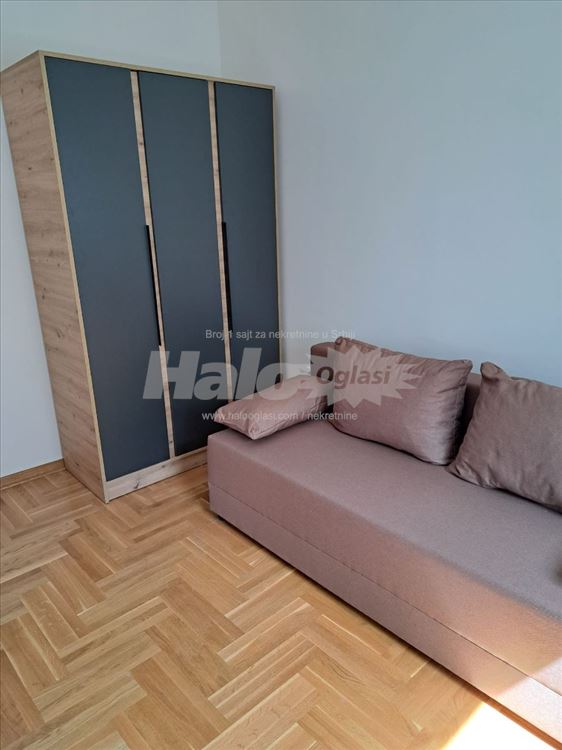 Zemun / Cara Dušana / Novogradnja / Useljiv — 13
