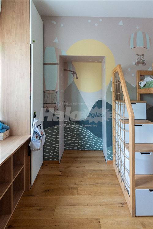 Zemun Centar 103m2 + terasa 3m2, renoviran — 10
