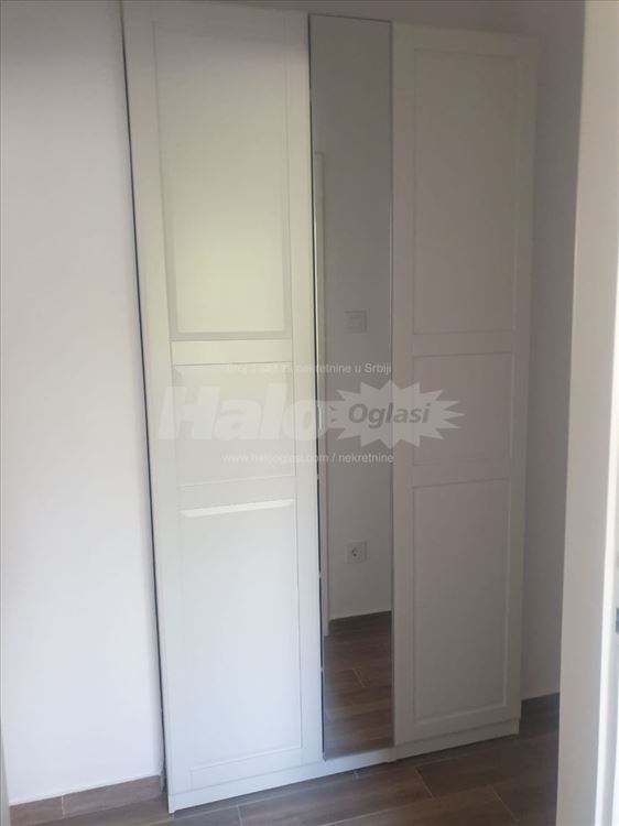 Zemun Centar, 2.5, Lux Renoviran, 72m2 — 8