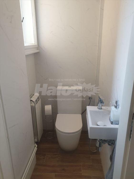 Zemun Centar, 2.5, Lux Renoviran, 72m2 — 15