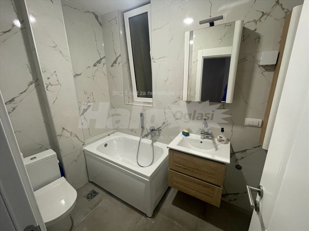 Zemun centar - garsonjera — 14