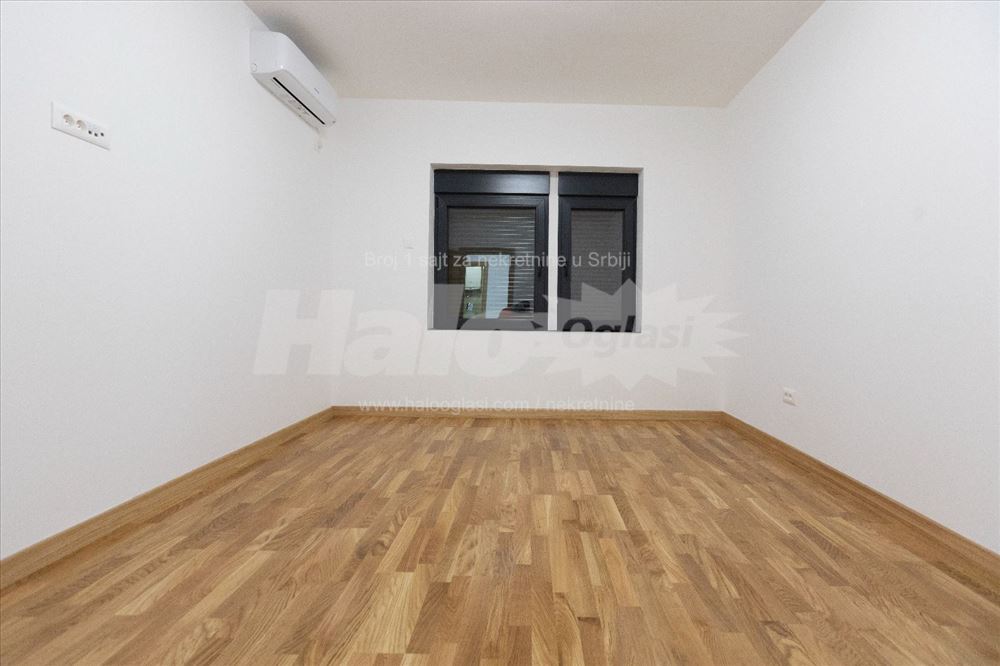 Zemun, Gardoš, Luxuzan, Komforan 3.0, Uknjižen — 5