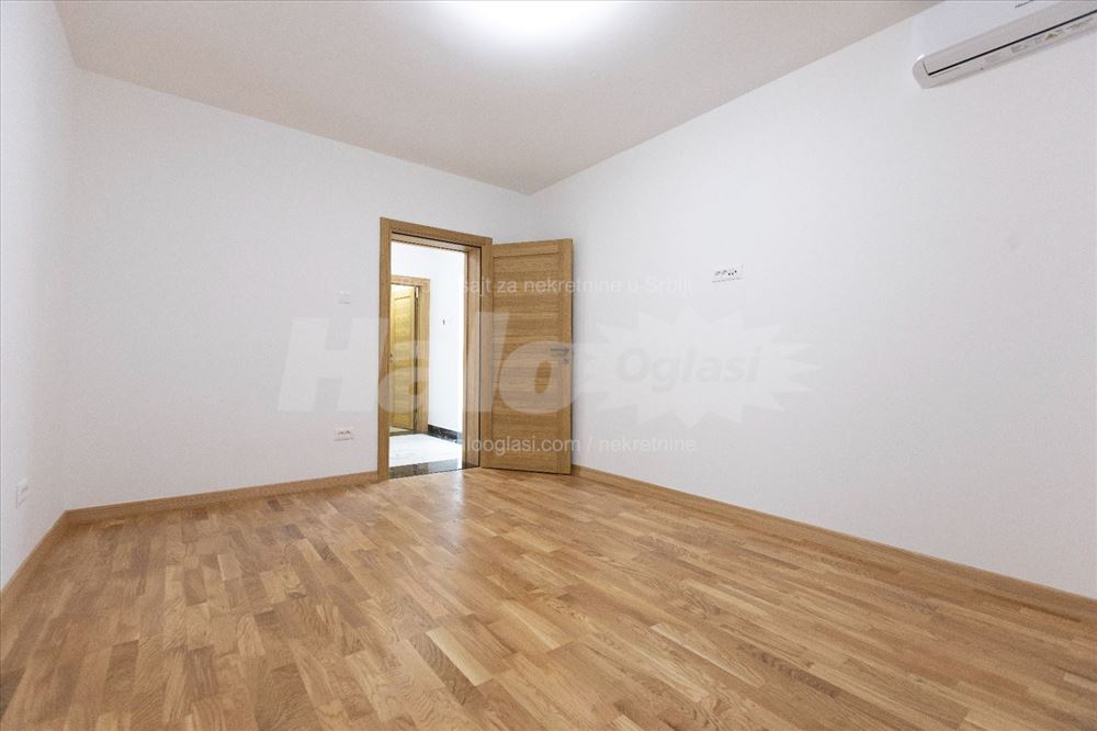 Zemun, Gardoš, Luxuzan, Komforan 3.0, Uknjižen — 6