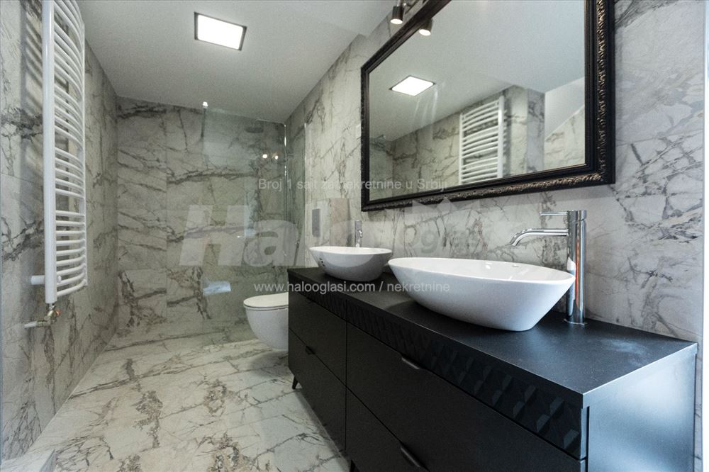 Zemun, Gardoš, Luxuzan, Komforan 3.0, Uknjižen — 11