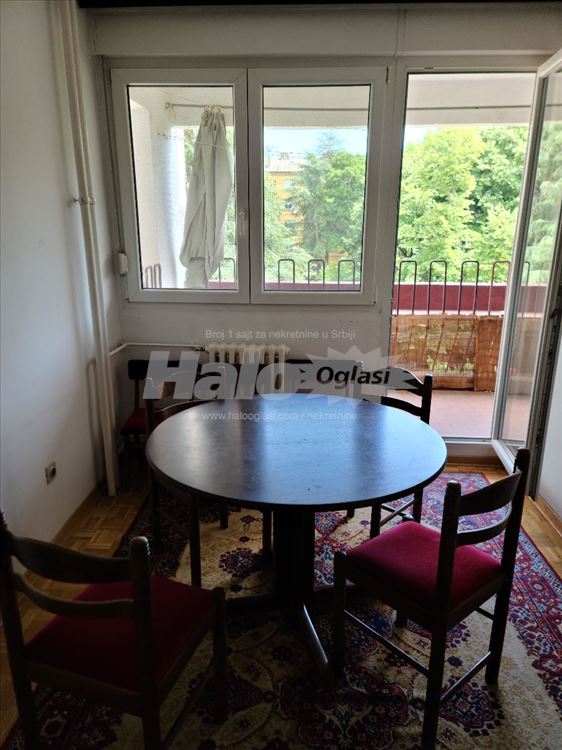 Zemun, Gornji grad, dvosoban stan — 3