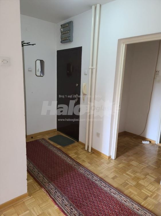 Zemun, Gornji grad, dvosoban stan — 8