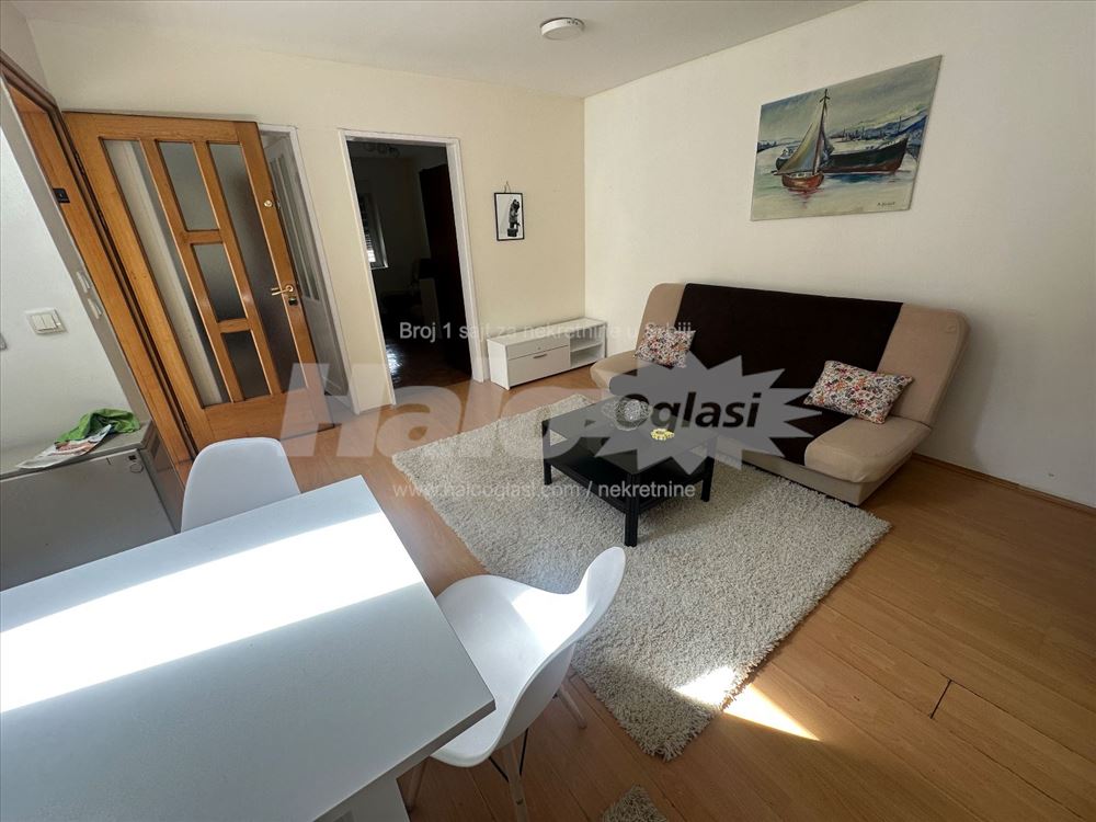Zemun Gornji grad, Gardos stan 50m2 — 5