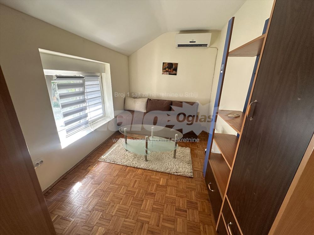 Zemun Gornji grad, Gardos stan 50m2 — 7