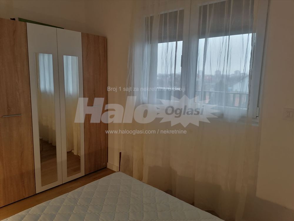 Zemun Hercegovacka ulica, nov 1.5 42m2, namešten — 9