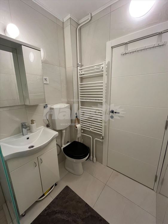 Zemun – Jednosoban renoviran stan — 5