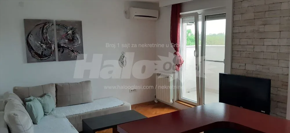 Zemun, Kalvarija 37m2, namešten sa parkingom — 2