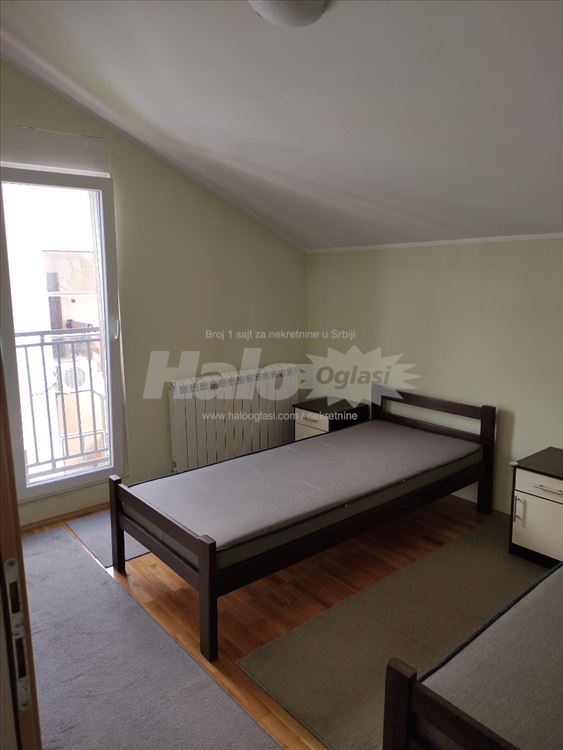 Zemun-Kalvarija, namešten stan 45 m2, izdajem. — 9
