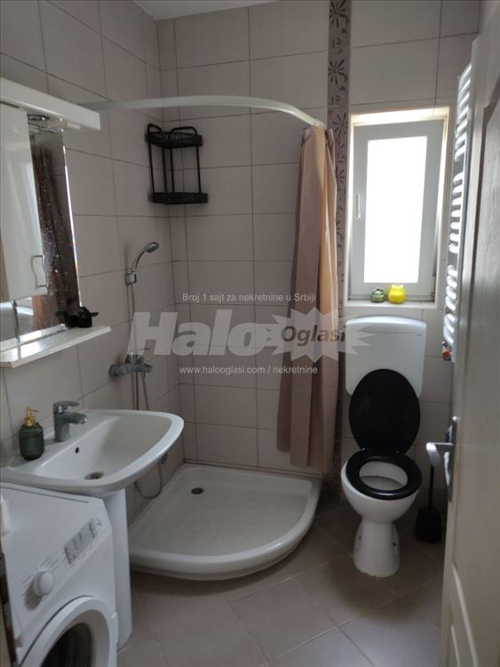 Zemun-Kalvarija, namešten stan 45 m2, izdajem. — 11