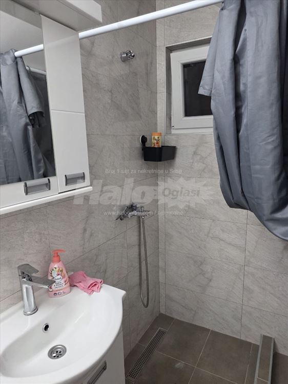 Zemun kod Hotela Zeder — 7