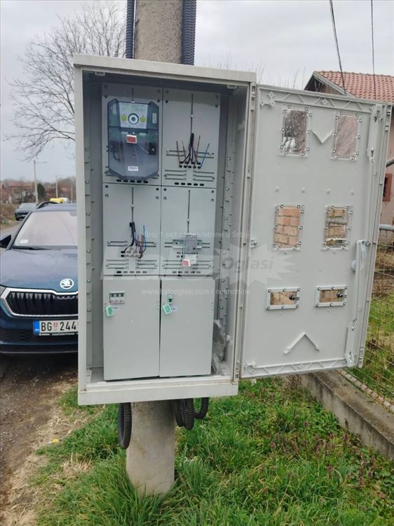 Zemun kuća sa 2 stana i garažom — 3