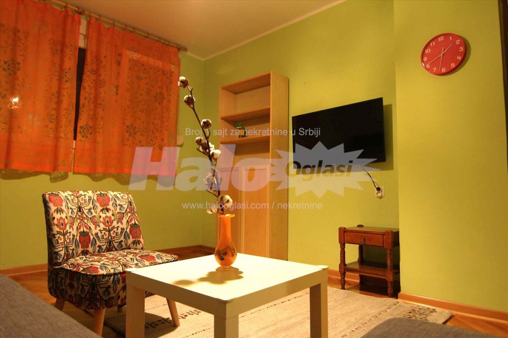 Zemun, Novi Grad, stan 60m2 + terasa + parking — 9