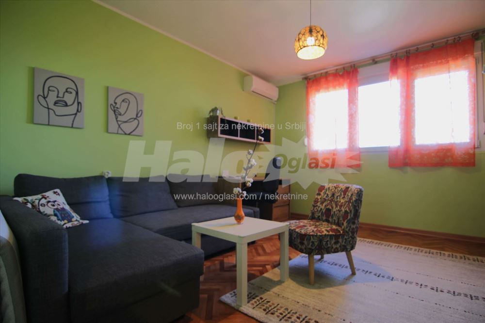 Zemun, Novi Grad, stan 60m2 + terasa + parking — 10