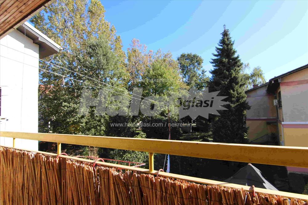 Zemun, Novi Grad, stan 60m2 + terasa + parking — 15