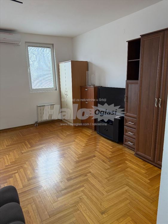 Zemun, opremljen stan — 2
