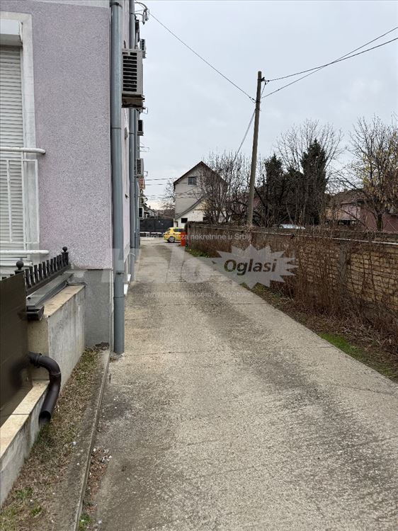 Zemun, opremljen stan — 10
