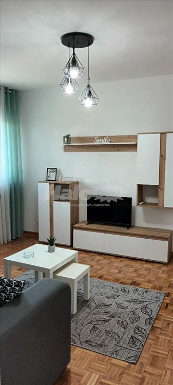 Zemun park, LUX renoviran, namešten, odmah useljiv — 6