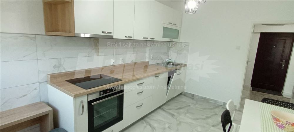 Zemun park, LUX renoviran, namešten, odmah useljiv — 8