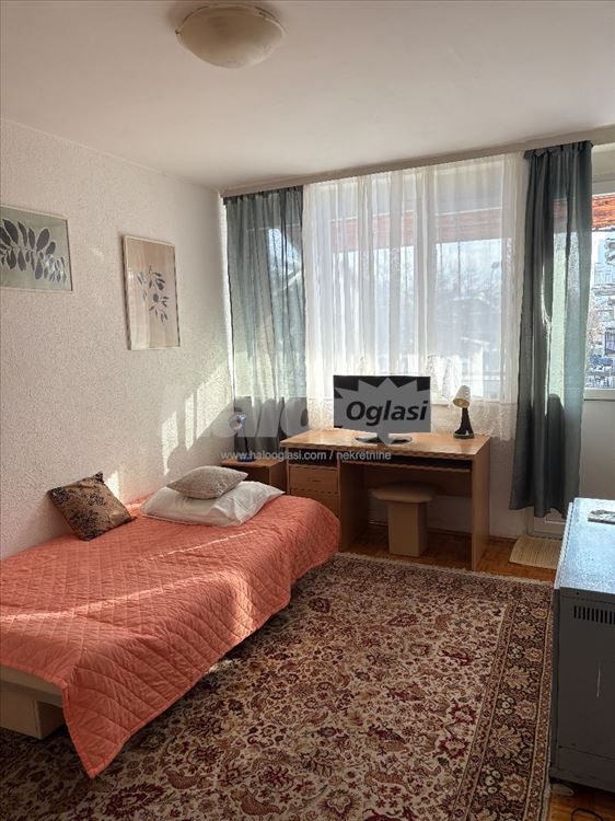 Zemun Polje, 54m2, namesten — 2