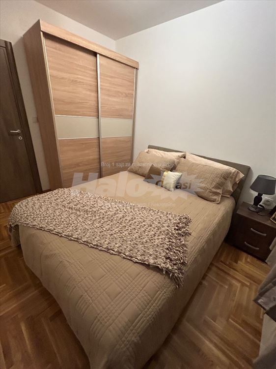 Zemun Polje, dvosoban stan — 10