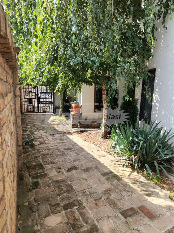 Zemun, Pregrevica, Dunavski Pogled — 14