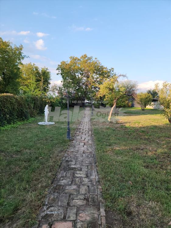 Zemun, Pregrevica, Dunavski Pogled — 15