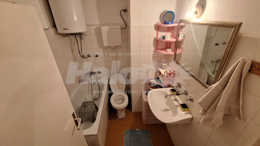 ZEMUN - Prvomajska - 71 m² - Trosoban — 15