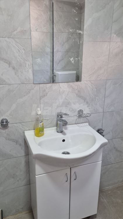 Zemun stan  br .1 trosoban — 15
