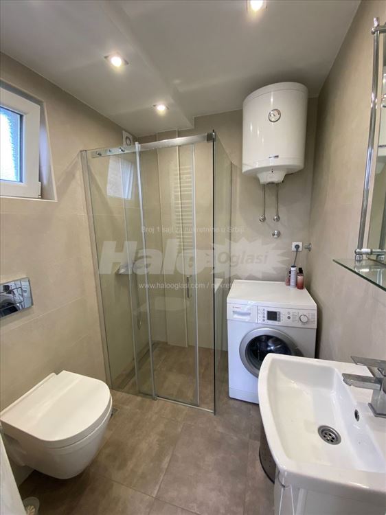 Zemun,Cara Dušana, 30m2,useljiv — 7
